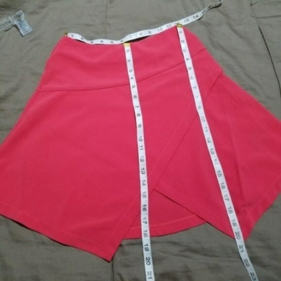 BB Dakota size 2 NWT NEW asymmetrical envelope wrap hem XS mini skirt - Picture 6 of 7